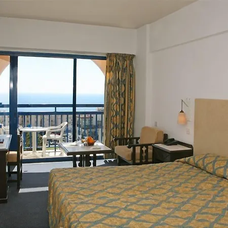 Navarria Blue Hotel Limassol