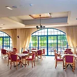 Hotel Navarria Blue Limassol