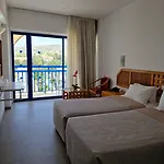 Navarria Blue 3*