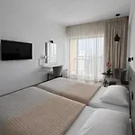 Hotel Navarria Blue Limassol