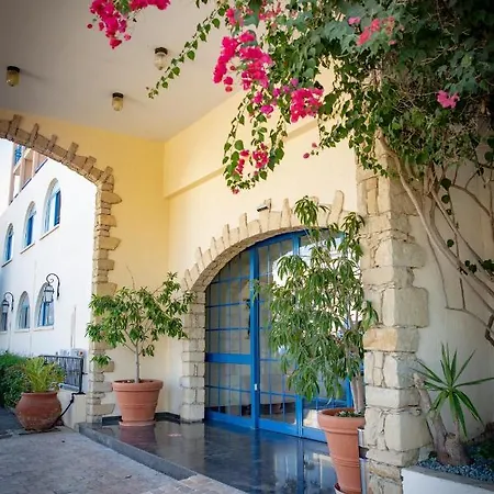 Navarria Blue Λεμεσός