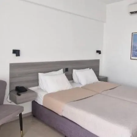 Navarria Blue Hotel 3*