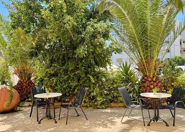 Hotel Navarria Blue 3*