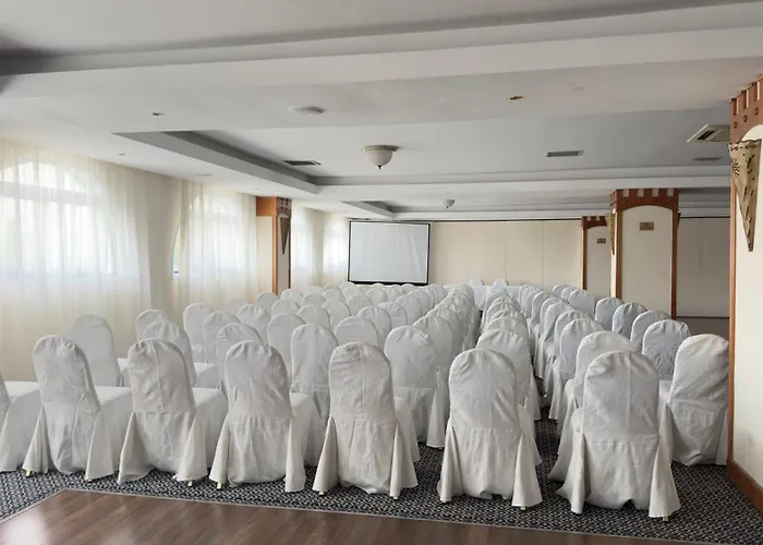 Hotel Navarria Blue Limassol