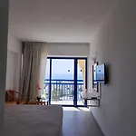 Hotel Navarria Blue 3*