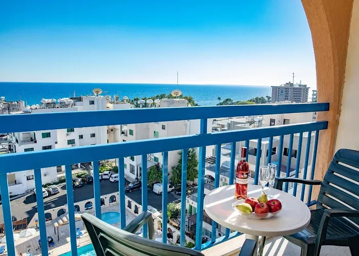 Navarria Blue 3* Лимасол