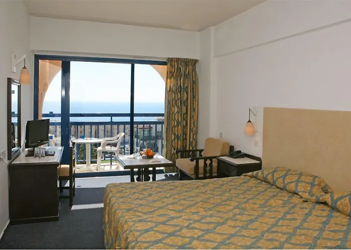 Отель Navarria Blue